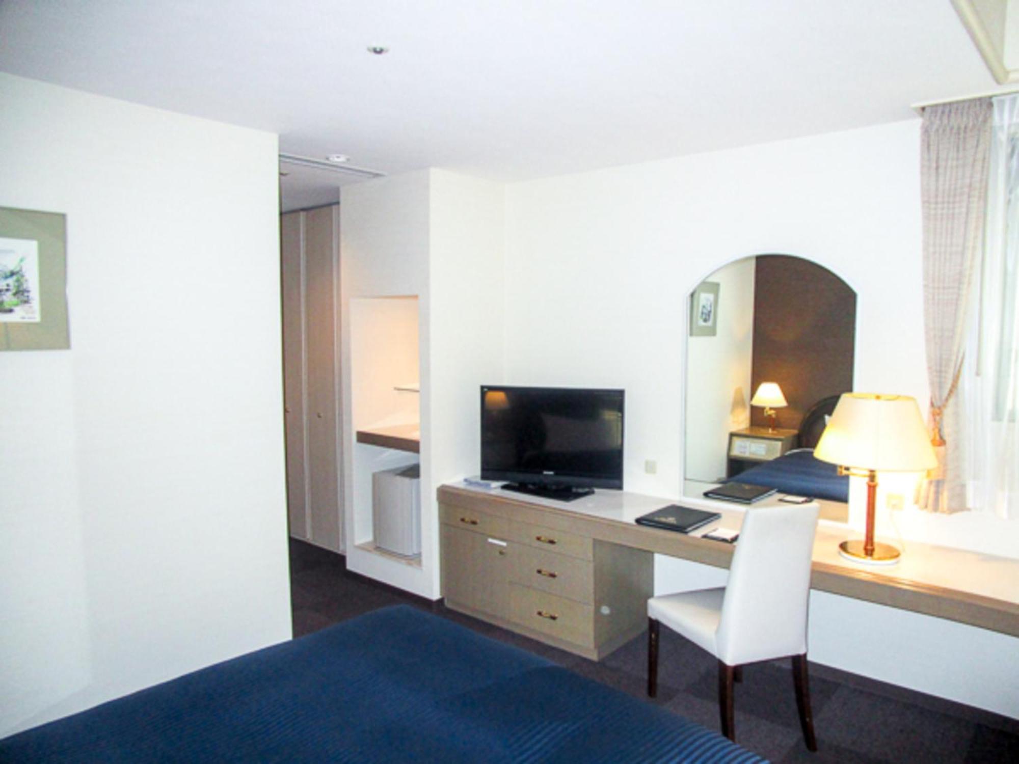 HOTEL LiVEMAX BUDGET SAPPORO Sapporo Exterior foto